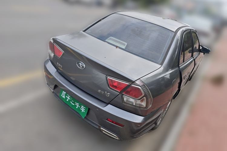 Used Soueast V3 Lingyue 2011 1.5L Manual Comfort Edition