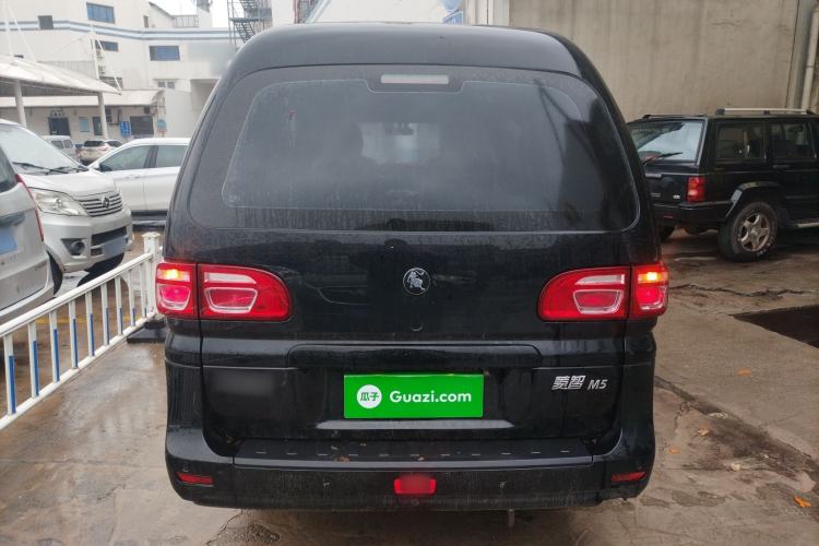 Used FORTHING Lingzhi 2023 M5L 1.6L Base Model 5 Seats