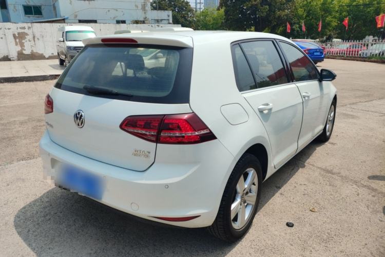 Used Volkswagen Golf 2017 230TSI Automatic Comfort Edition – Celebrating Milestone of One Million Units Rear Right 45 Deg