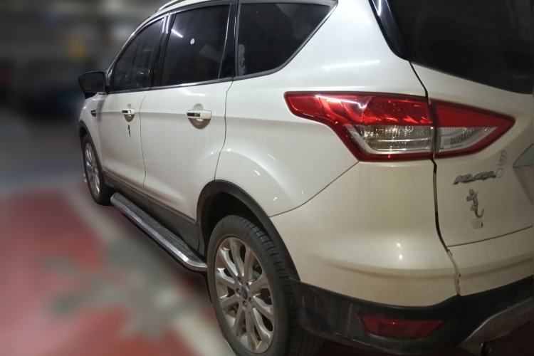 Used Ford Kuga 2013 2.0L GTDi Four-Wheel-Drive Elite Model
