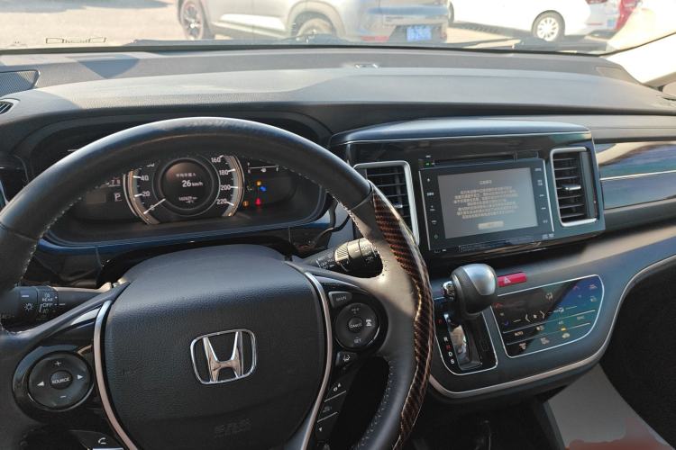 Used Honda Elysion 2016 2.4L Supreme Edition