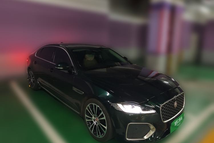 Used Jaguar XFL 2024 2.0T P250 Two-Wheel Drive Prestige Luxury Edition Front Right 45 Deg