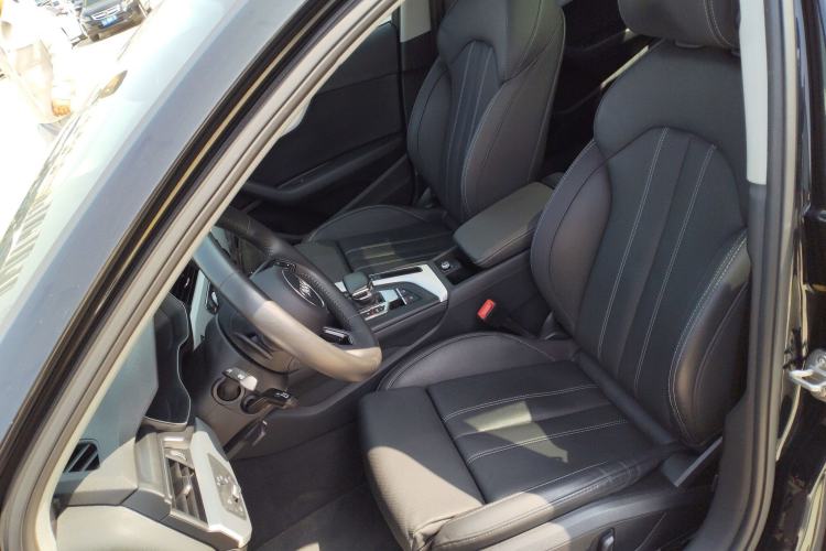 Used Audi A4L 2020 40 TFSI quattro Luxury Dynamic Model