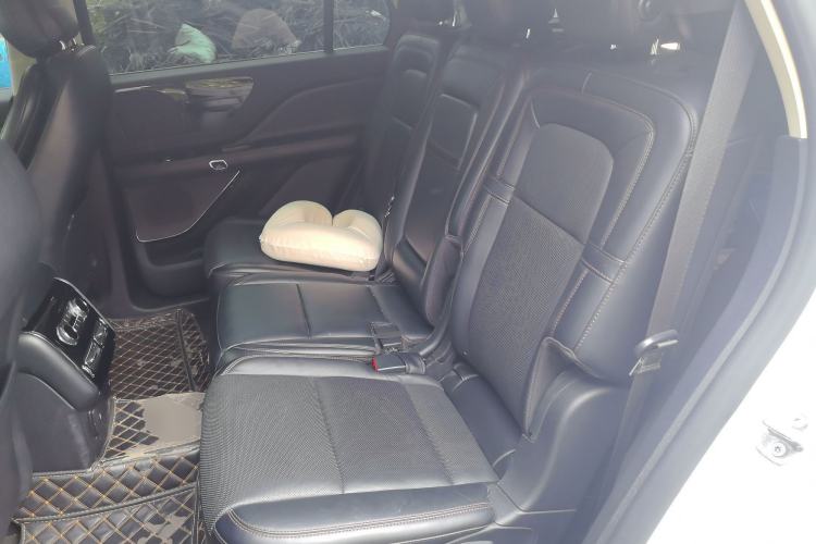 Used Lincoln Aviator 2021 3.0T V6 Two-Wheel Drive Zunyue Edition Left Rear Seat