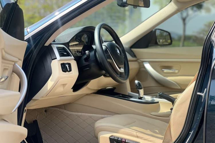 Used BMW 3 Series GT 2013 320i Leading Model