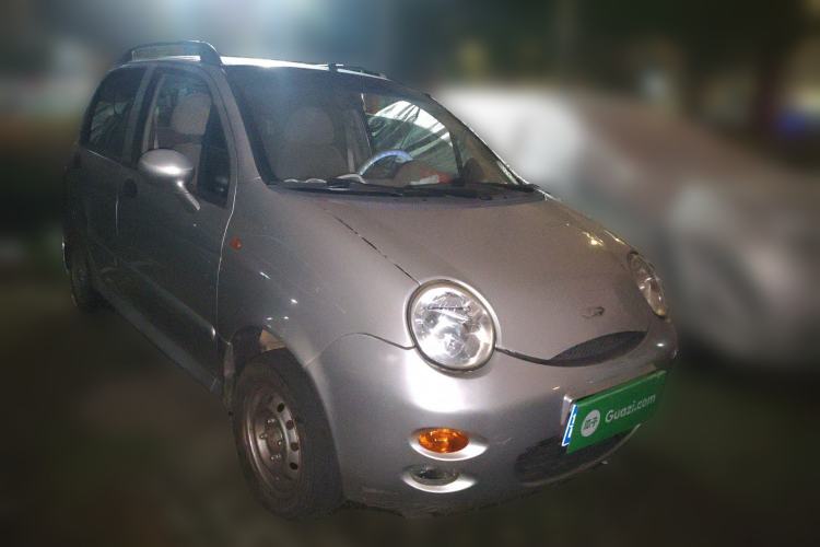 Used Chery QQ3 2012 Stylish Edition 1.0L Manual Start-Up Model Front Right 45 Deg