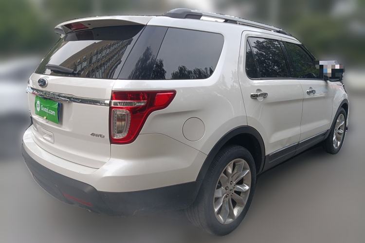 Used Ford Explorer 2013 3.5L Deluxe Model
