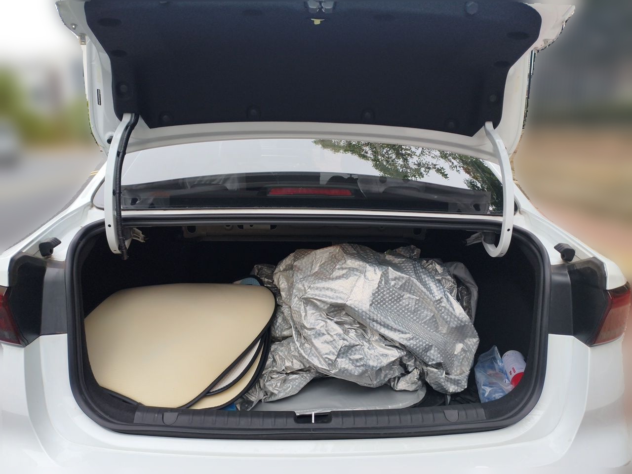 Geely Auto Emgrand 2025 4th Generation 1.5L CVT Luxury Version — снимка 19