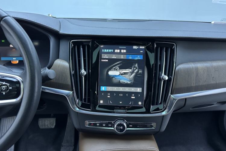 Used Volvo S90 2022 B5 Zhiyuan Luxury Edition