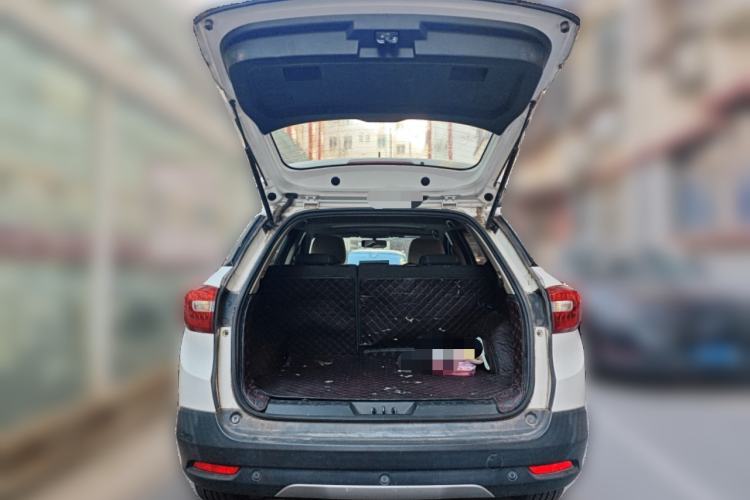 Used Dongfeng Aeolus AX3 2016 1.5L Manual ZhiKu Model
