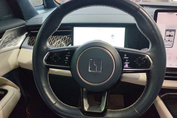 Used Zeekr 009 2022 WE Edition Steering Wheel