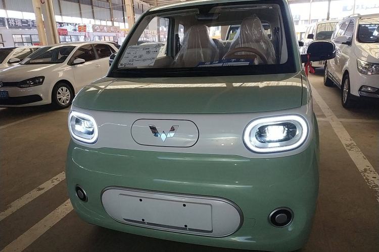 Used Wuling Hongguang MINIEV 2024 3rd Generation 215km Youth Edition