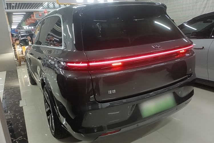 Used Li Auto L8 2024 Ultra Model
