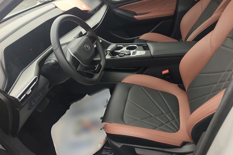 Used CHANGAN Eado 2022 PLUS Blue Whale NE 1.4T GDI DCT Prestige Edition
