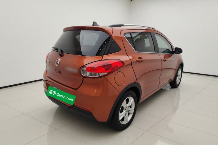 Used Baojun 310 2016 1.2L Manual Luxury Model Exterior 5