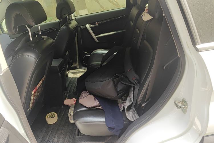 Used Chevrolet Captiva 2014 2.4L 4x4 Flagship Edition 7 Seats Left Rear Seat