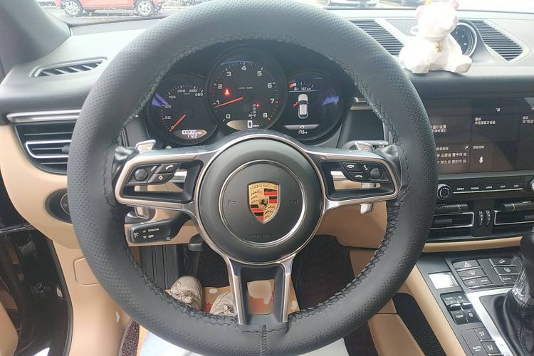 Used Porsche Macan 2018 Macan 2.0T