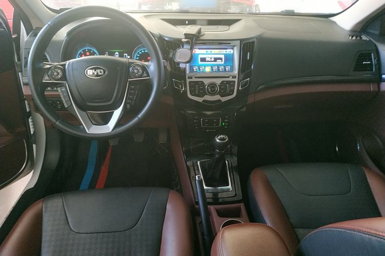 Used BYD Surui 2016 1.5L Manual Elite Edition
