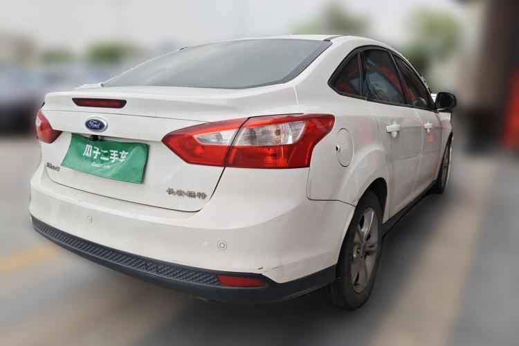 Used Ford Focus 2012 Sedan 1.6L Automatic Fashion Edition