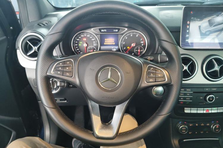 Used Mercedes-Benz B-Class 2017 B 200 Fashion Model
