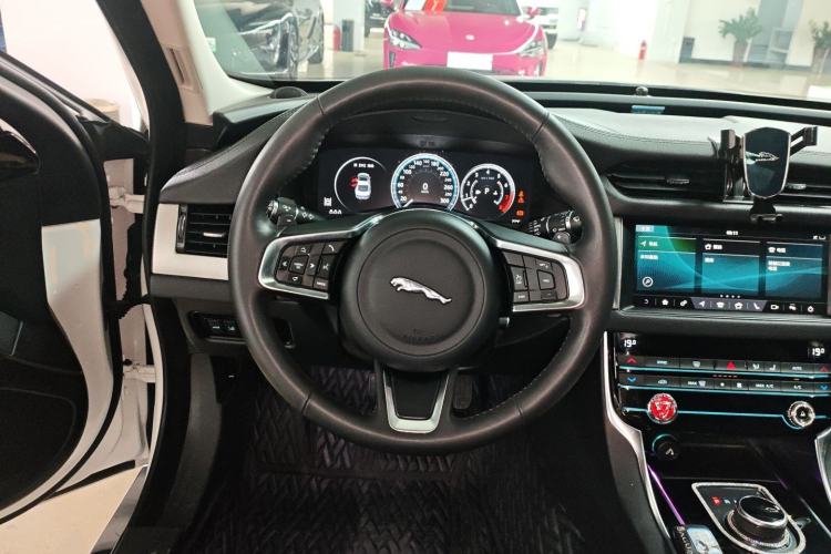 Used Jaguar XFL 2020 XFL 2.0T P200 Two-Wheel-Drive Elite Edition
