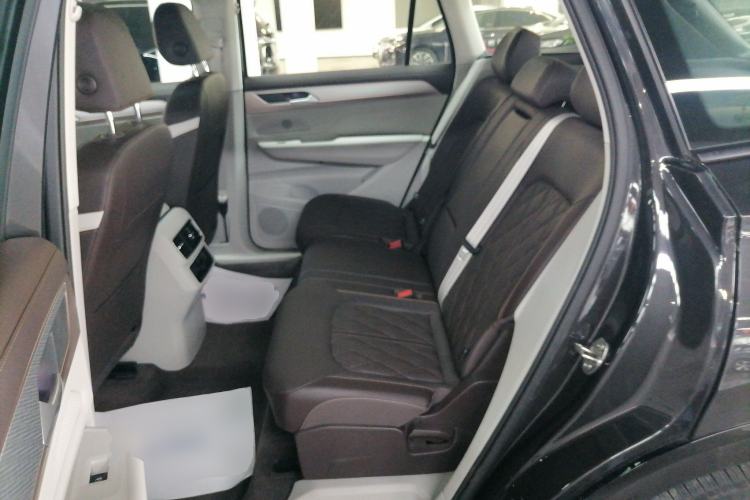 Used Volkswagen Tavendor 2023 380TSI Four-Wheel Drive R-Line Cruise Edition