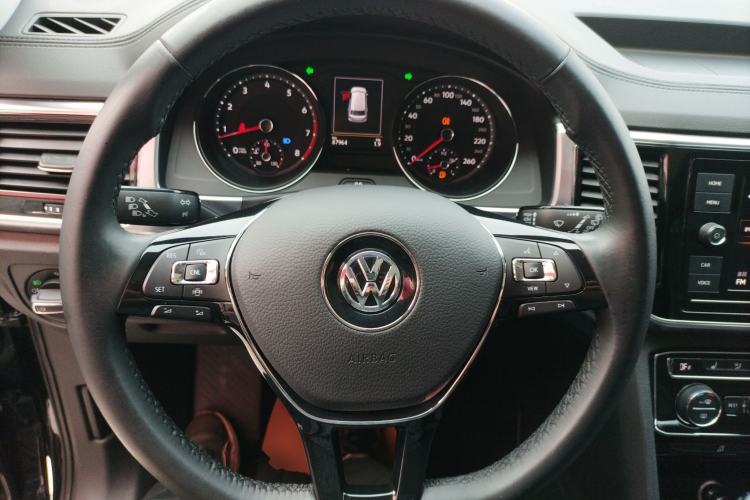 Used Volkswagen Teramont 2019 330TSI Two-Wheel-Drive Luxury Edition China V Standard
