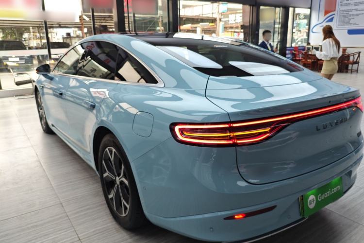 Used Hima Luxeed S7 2025 855 km Max