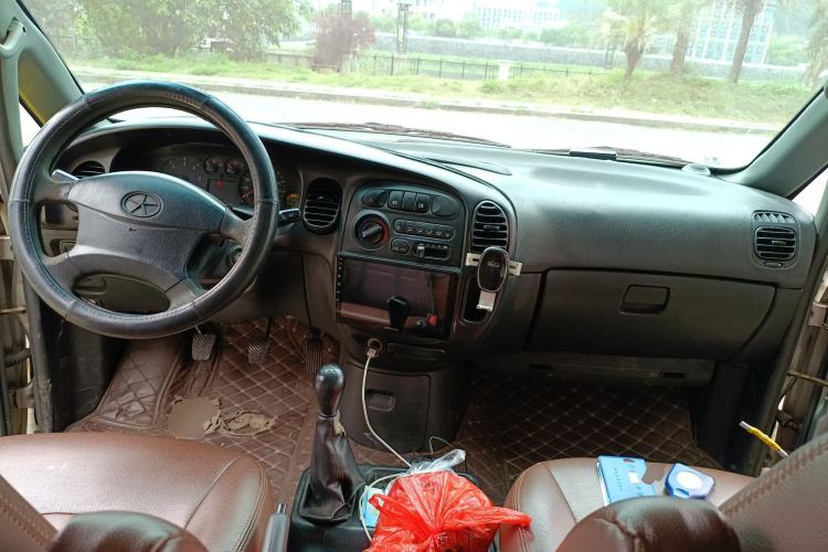 Used JAC Group Refine 2011 2.8T Shuttle Diesel Standard Version HFC4DA1-2B1
