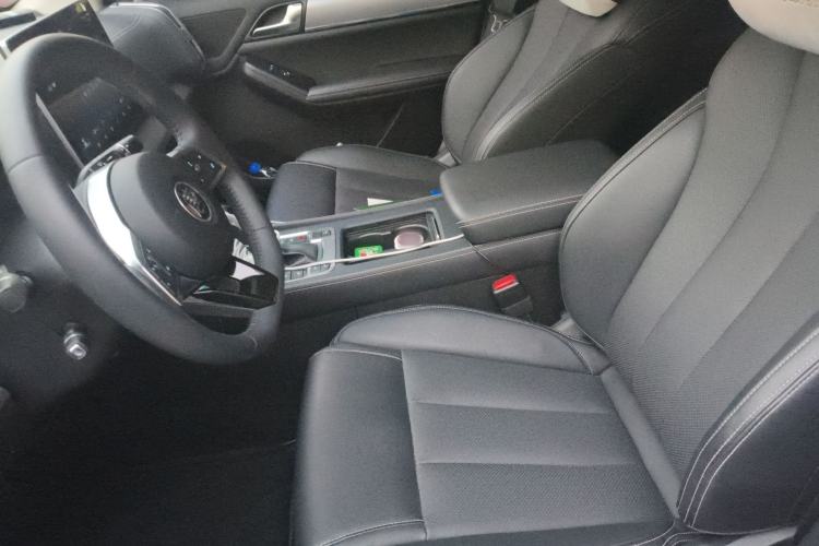 Used BYD Tang 2019 2.0T Automatic SmartConnect Luxury Edition 5 Seats China VI Standard
