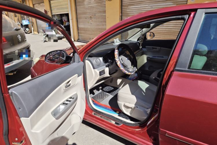 Used CHANGAN Alsvin V5 2012 1.5L Manual Sport Version China IV Standard