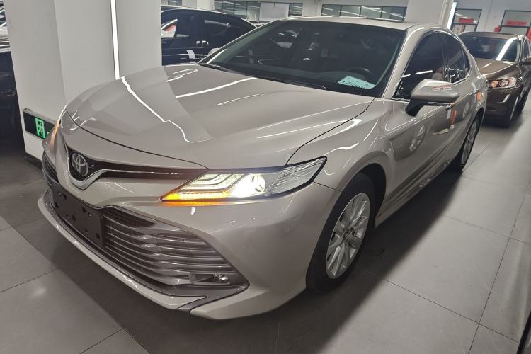 Used Toyota Camry 2019 Revised Version 2.0G Luxury Edition