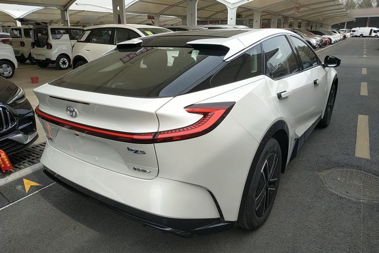 Used Toyota bZ5 2025 Model 550 JOY Rear Right 45 Deg