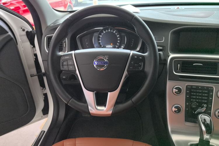 Used Volvo S60 2017 S60L T4 Smart Range Edition