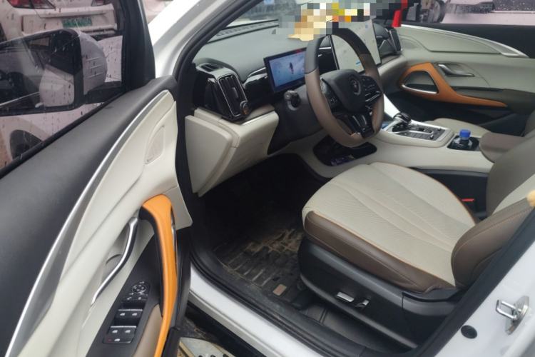 Used BYD Song Pro New Energy 2022 DM-i 110km Flagship Pro Model Driver Seat