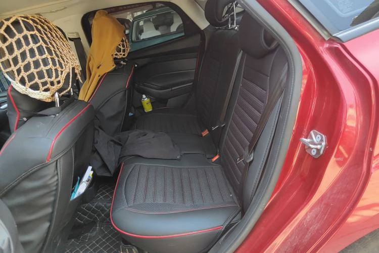 Used Ford Focus 2017 Sedan EcoBoost 125 Manual – Ultra-Style Edition with SmartDrive Features