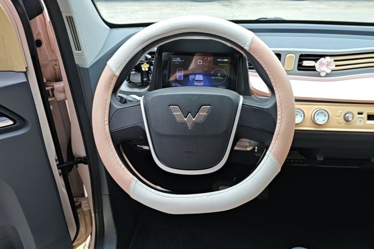 Used Wuling Hongguang MINIEV 2022 Macaron Premium Model – Lithium Iron Phosphate

