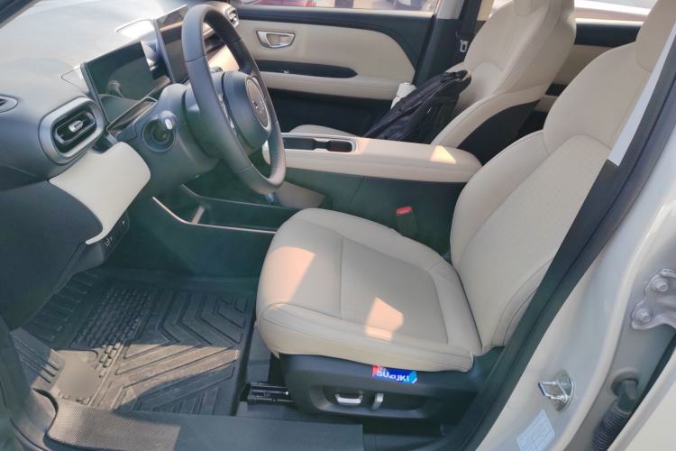 Used Wuling Bingo PLUS 2024 401 km Range 5-Seater Version