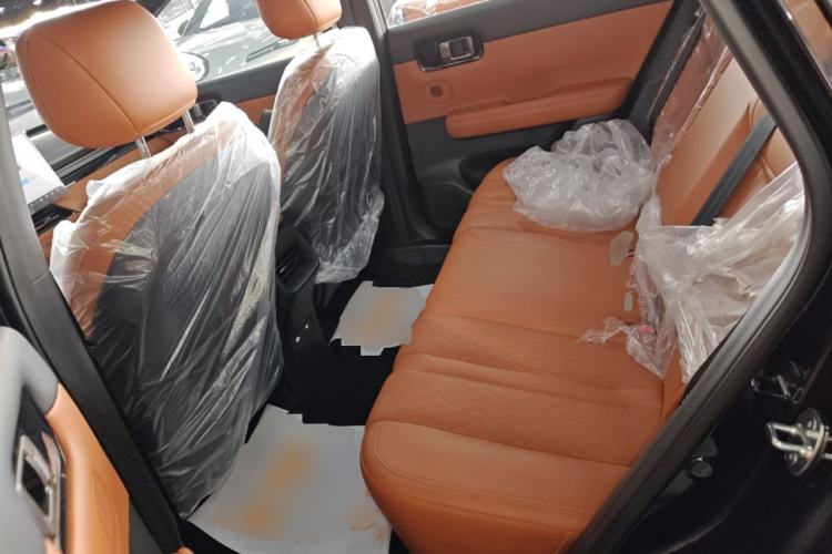 Used Wuling Xingguang S 2025 Model, 130km Flagship Edition Left Rear Seat