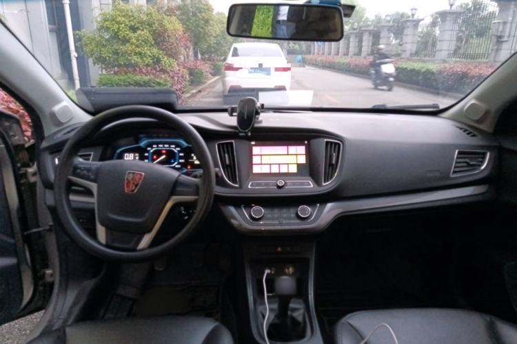 Used Roewe 360 2015 1.5L Manual Luxury Edition
