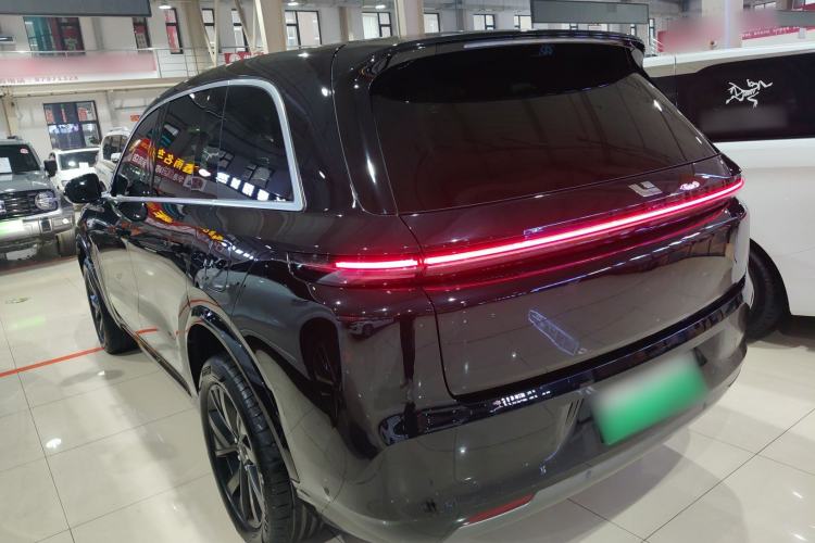 Used Li Auto L8 2023 Pro Model
