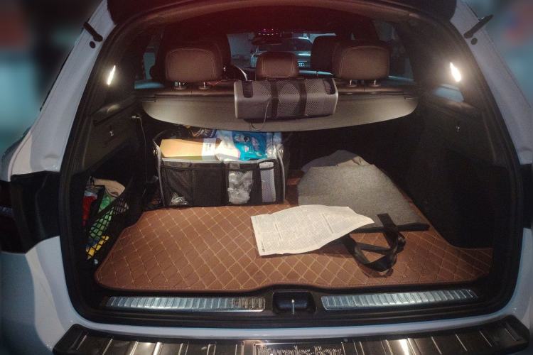 Used Mercedes-Benz GLC 2018 GLC 260 4MATIC Luxury Model
