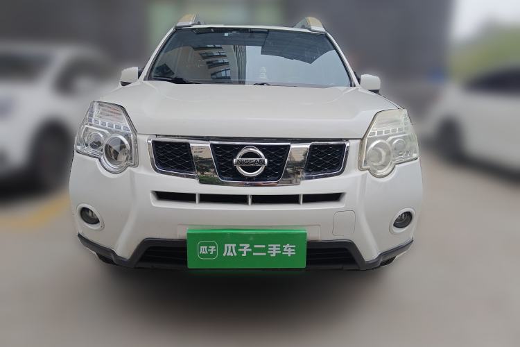 Used Nissan X-Trail 2012 2.5L CVT Luxury Edition 4WD Front