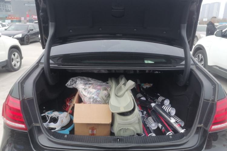 Used Mercedes-Benz E-Class 2015 Facelift E 200 L