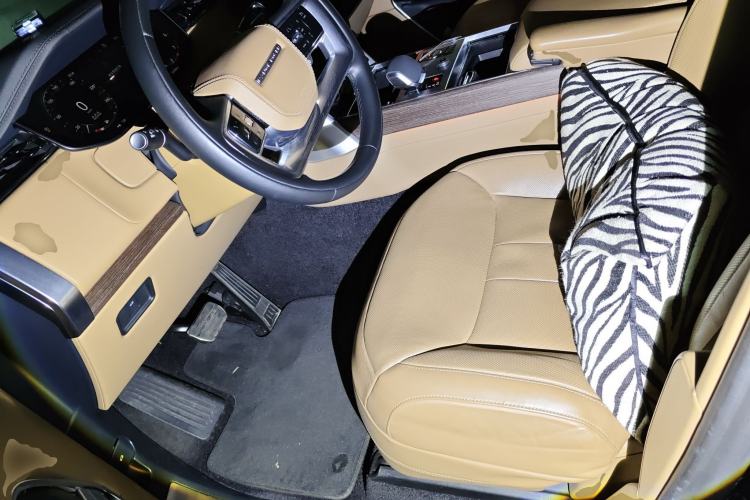 Used Land Rover Range Rover 2023 3.0 L6 360 PS Grand Edition