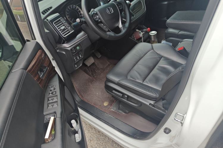 Used Honda Elysion 2016 2.4L Luxury Edition
