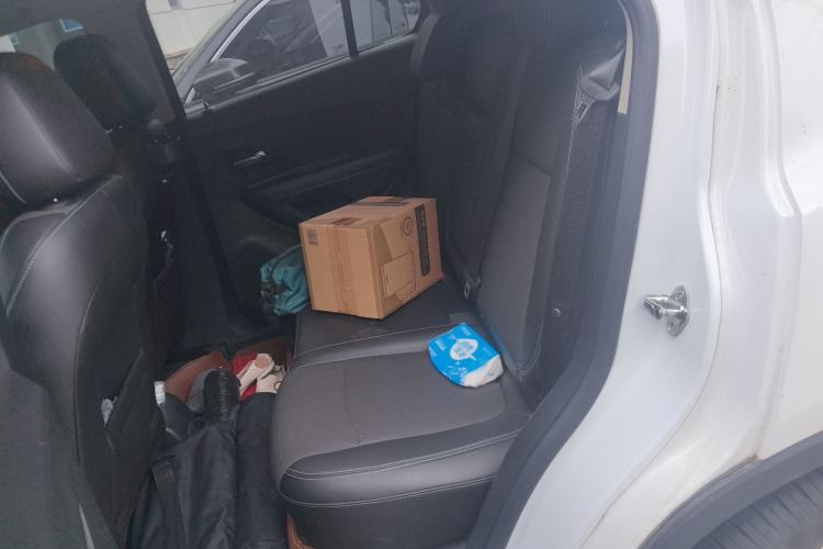 Used Chevrolet Trax 2014 1.4T Automatic Two-Wheel Drive Luxury Model Left Rear Seat