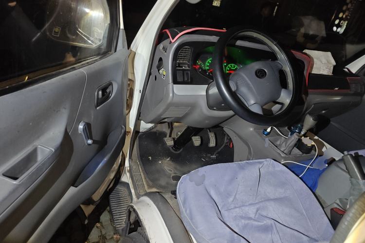 Used Jinbei Hiace 2014 2.0L Fifth-Generation Xiangyun Comfort Type 1 4G20C