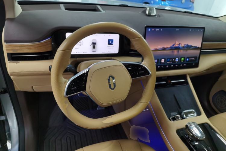 Used Hima AITO M7 2024 1.5T Intelligent Drive 4x4 Max Edition 6 Seats Steering Wheel