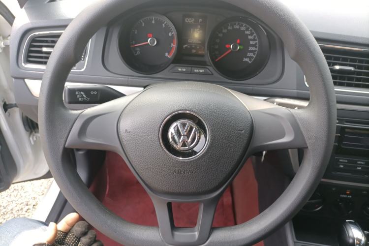 Used Volkswagen Lavida 2017 1.6L Automatic Fashion Edition Steering Wheel